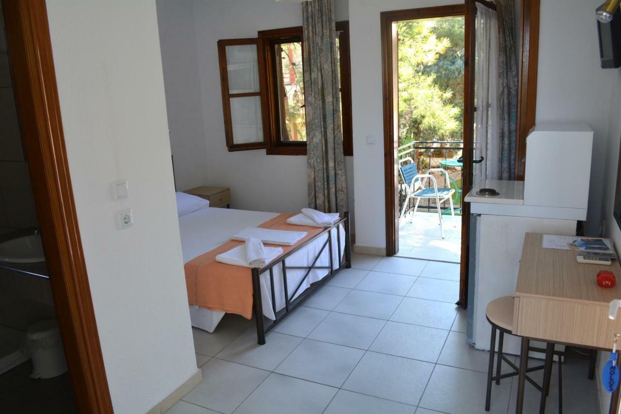 לימנאס Villa Molos מראה חיצוני תמונה