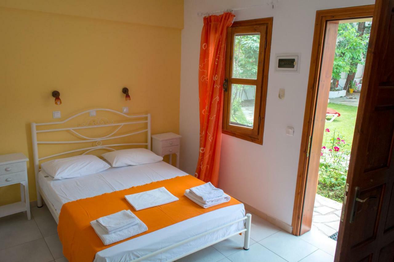 לימנאס Villa Molos מראה חיצוני תמונה